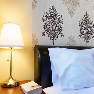 Trendy Deluxe 4* Budapeşte